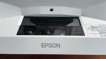 ⁦ايبسون بروجكتور ليزر 4000 شمعة 4كيه اندرويد EPSON EPIQVISION EH-LS800W 4K PRO-UHD 3LCD PROJECTOR WITH ANDROID TV, 4000 LUMENS⁩ - الصورة ⁦3⁩