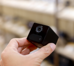 ايزفيز كاميرا مراقبة منزلية ذكية بحجم راحة اليد مزودة ببطارية وتعمل بالشريحة 4 جي  CB2 4G EZVIZ Home Security Camera with Battery 2K