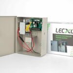 وحدة تحكم بإمدادات الطاقة للابواب الكهربائية يدعم تركيب بطارية (لايشمل البطارية) LECXO ACPS1205 Power Supply Control AC 110-240V to DC 12V 5A Metal Boxed Cabinet Regulated UPS Power Supply Unit Support Backup Battery Link for Door Access Entry System (Battery Not Included) DC12V / 5A